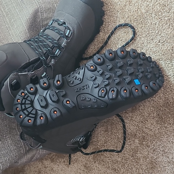 XPETI Women's Thermator Mid High-Top Waterproof Outdoor Hiking Boot - Picture 3 of 3